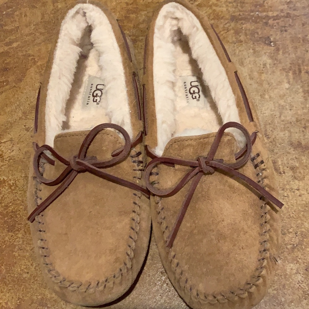 Ugg Dakota Slippers size 7
